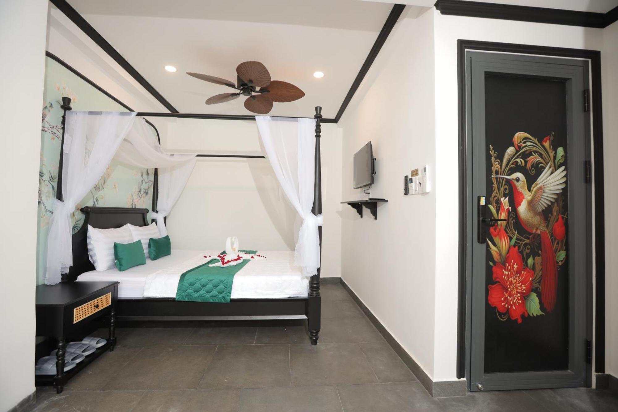 Hotel Phu Gia 228 Le Luong Ho Chi Minh City