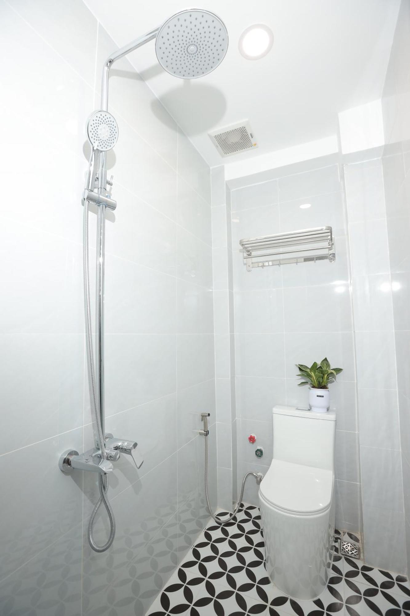 Hotel Phu Gia 228 Le Luong *