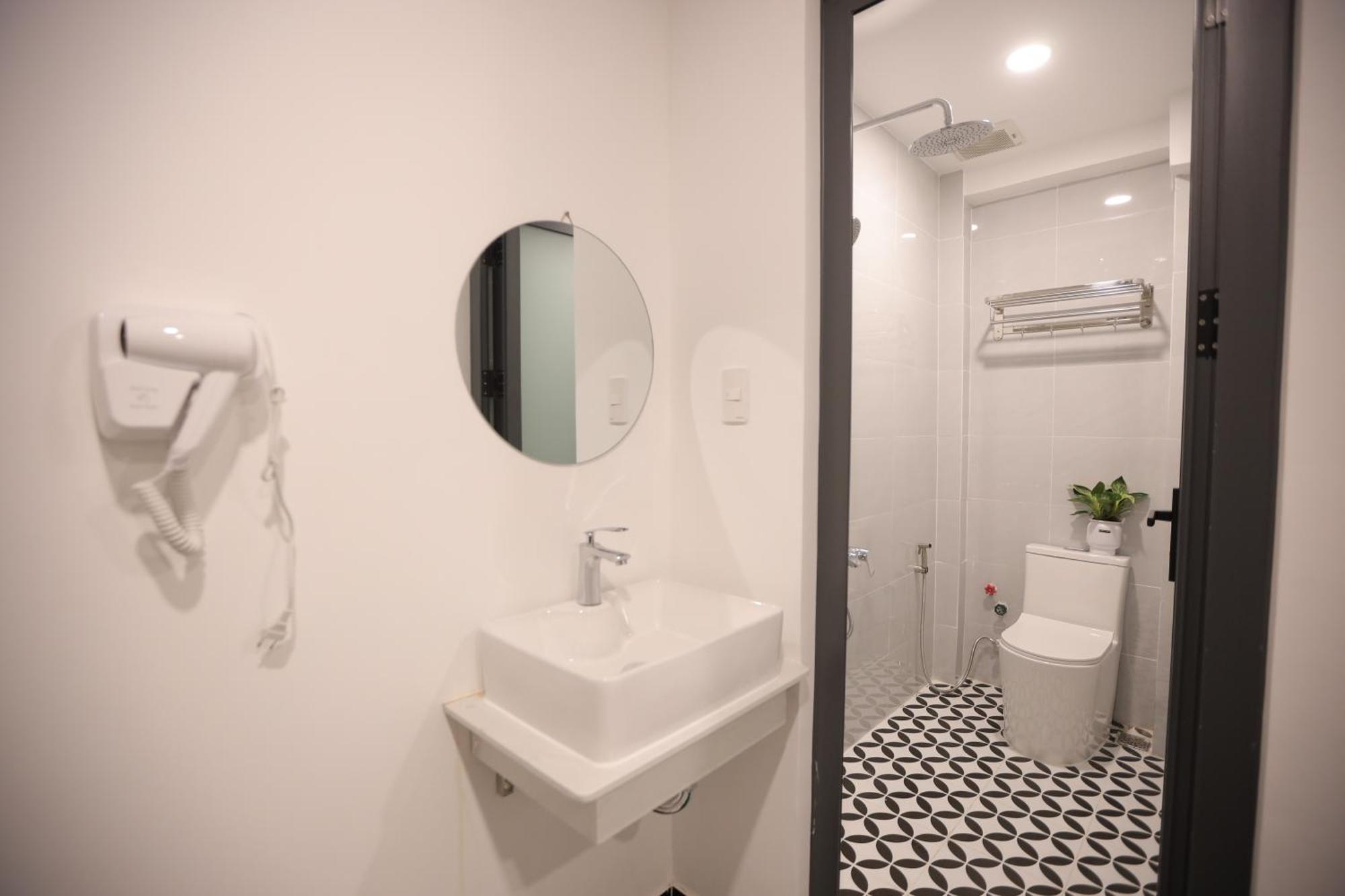 Hotel Phu Gia 228 Le Luong Ho Chi Minh City