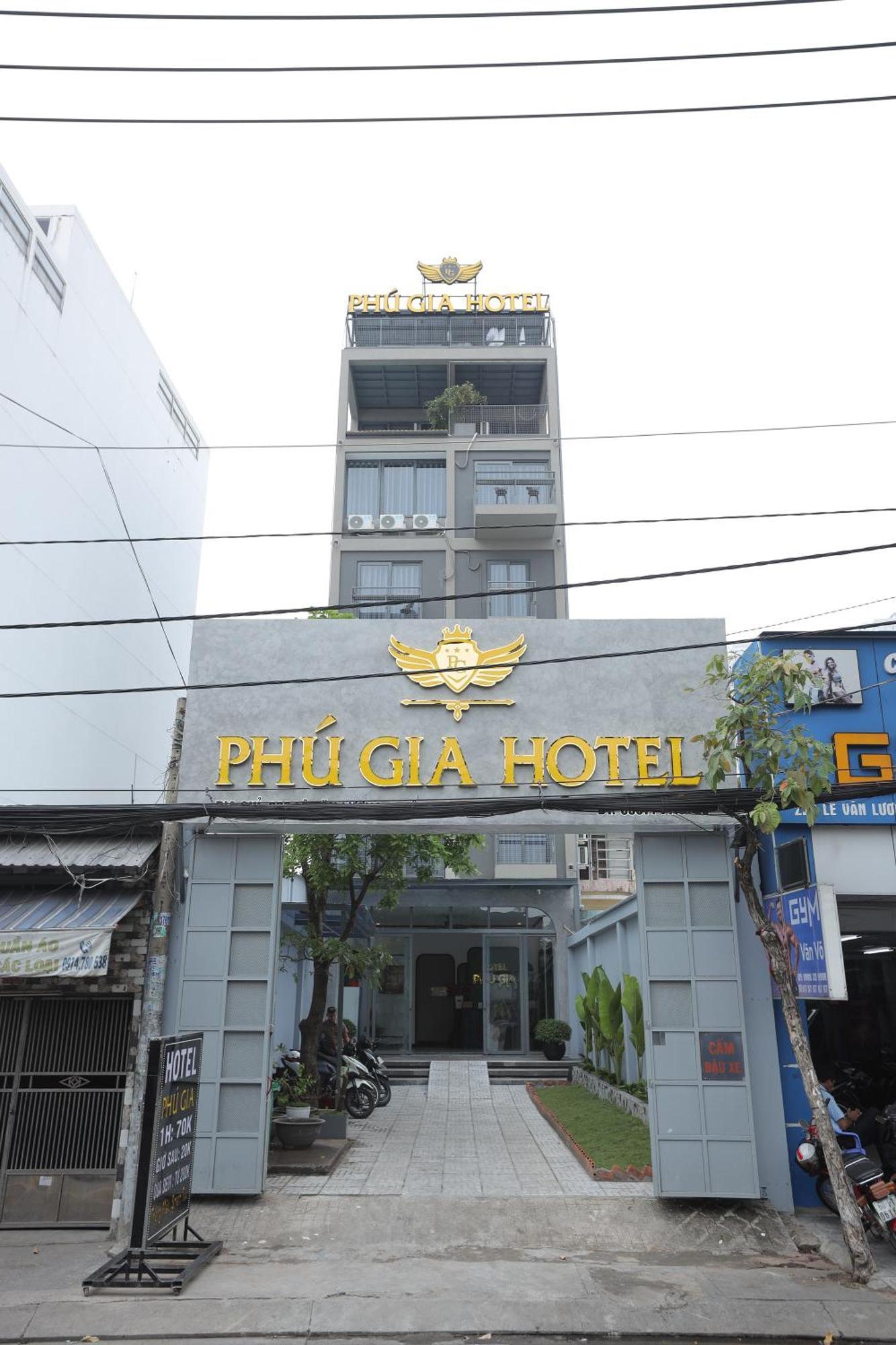 Phu Gia 228 Le Luong * Ho Chi Minh City