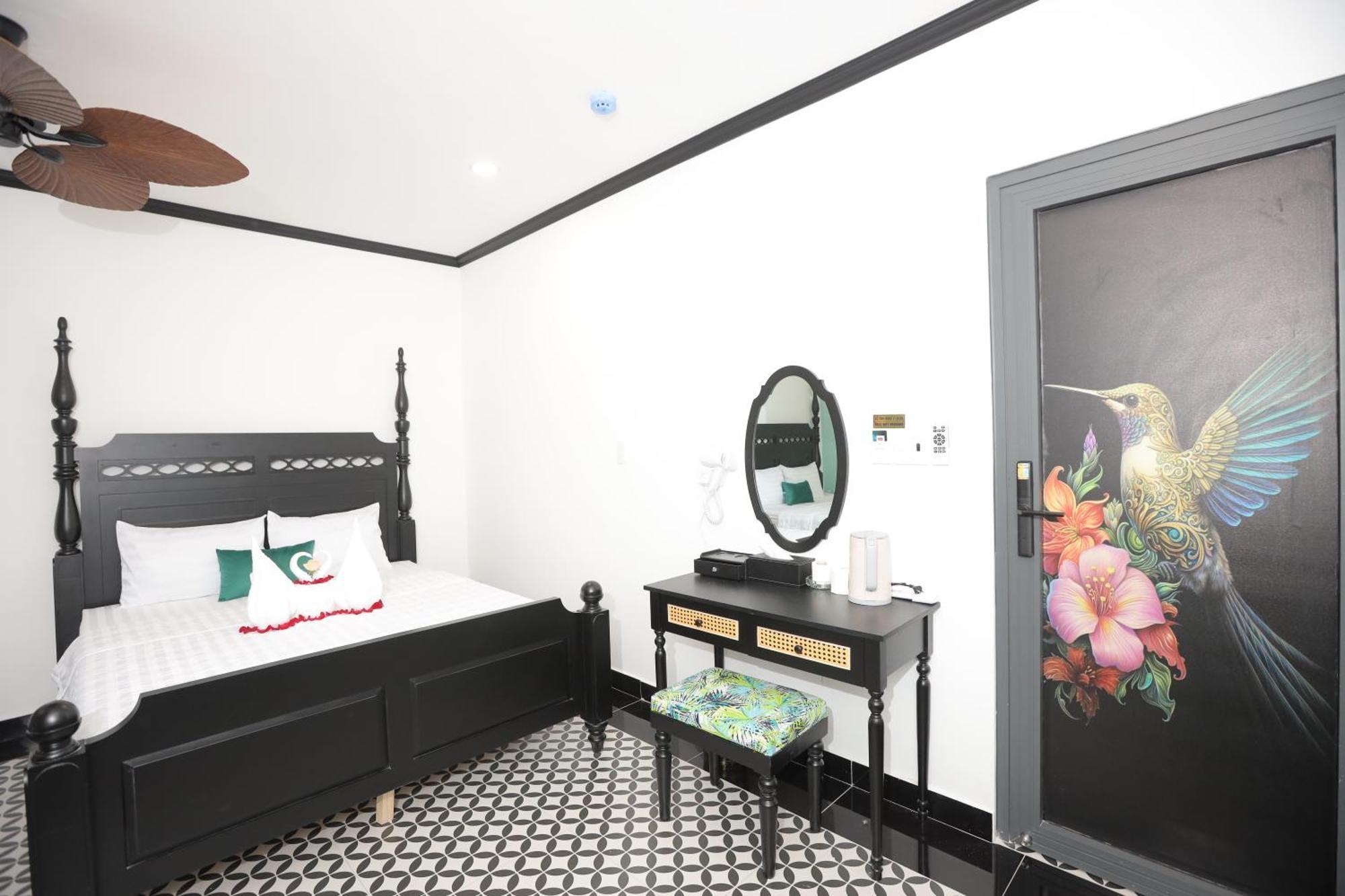 Hotel Phu Gia 228 Le Luong *
